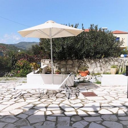 Villa Elan Mouríon Exteriör bild
